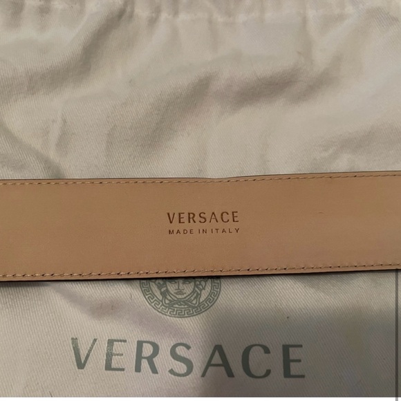 Versace crystal la Medusa leather belt. main image 8